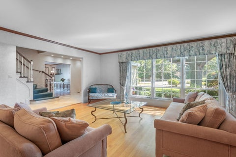 Tiny photo for 2724 Old Glenview Road, Wilmette, IL 60091 (MLS # 12687642)