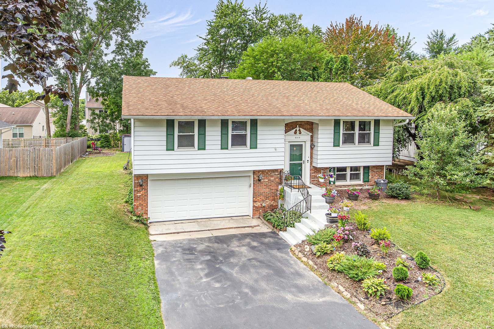 2319 Springhill Lane