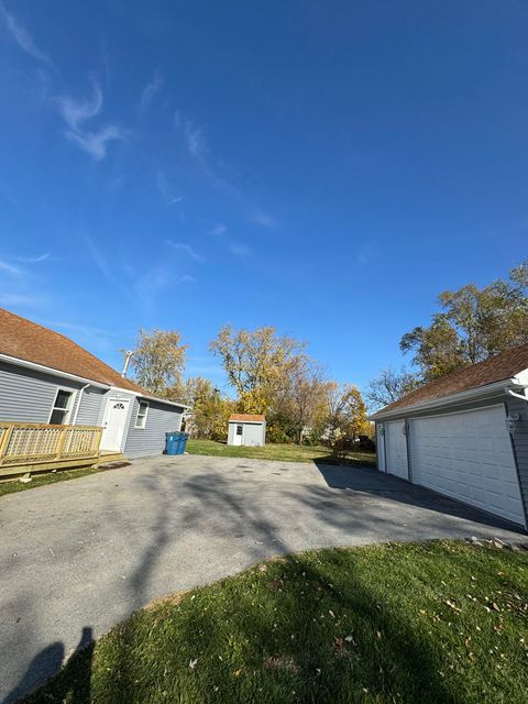 A home in Steger