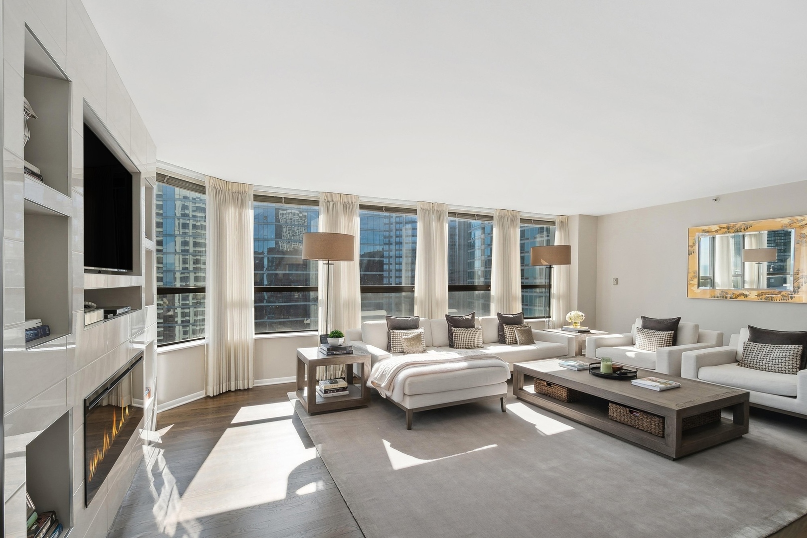 400 E OHIO Street 4003