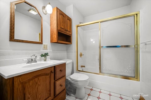 Tiny photo for 186 S Lyle Avenue, Elgin, IL 60123 (MLS # 12779056)