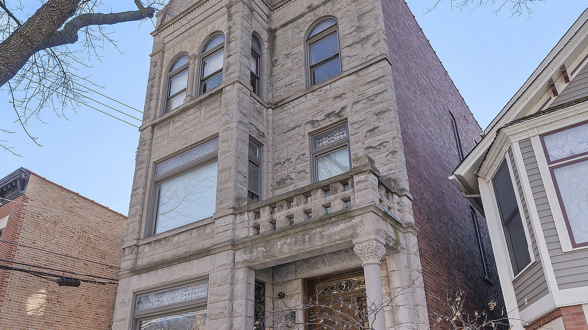 515 W Grant Place