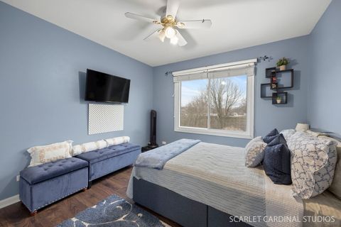 Tiny photo for 2836 Fairhauser Court, Naperville, IL 60564 (MLS # 12576518)