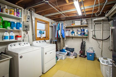 Tiny photo for 1500 Bates Lane, Schaumburg, IL 60193 (MLS # 12615099)