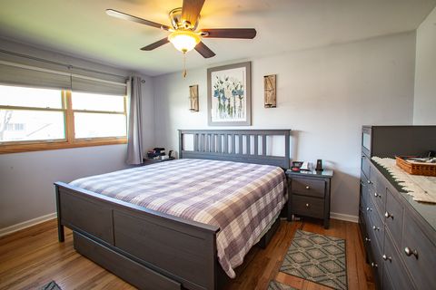 Tiny photo for 1500 Bates Lane, Schaumburg, IL 60193 (MLS # 12615099)