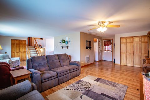 Tiny photo for 1500 Bates Lane, Schaumburg, IL 60193 (MLS # 12615099)