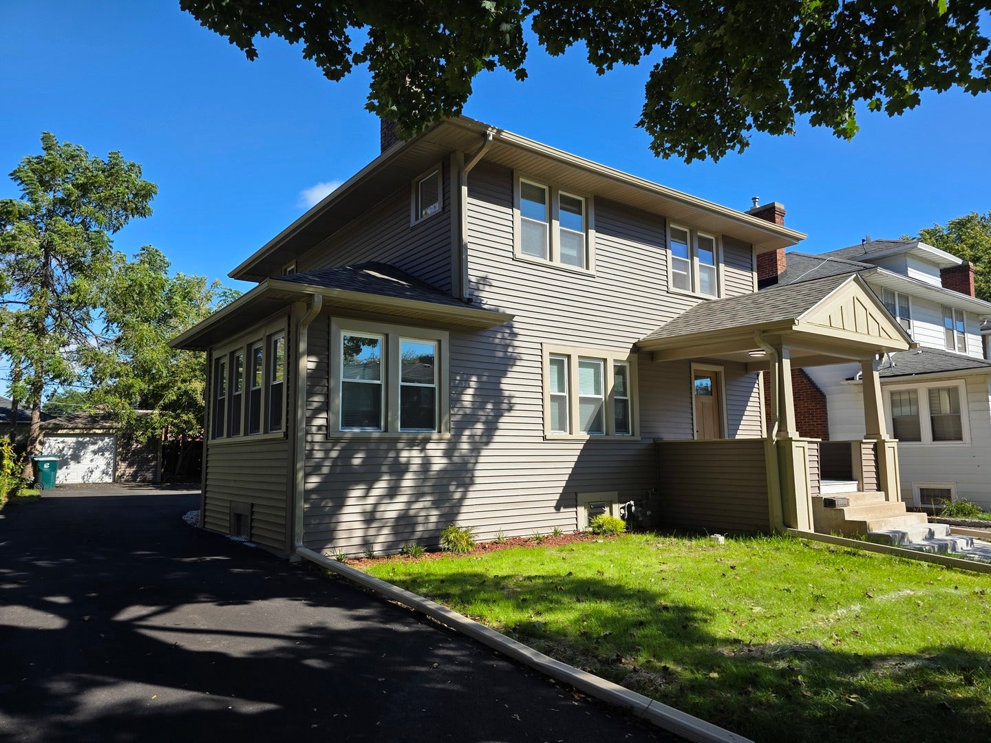 418 Hull Court