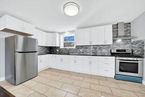 Tiny photo for 316 E 24th Street, Chicago Heights, IL 60411 (MLS # 12517641)