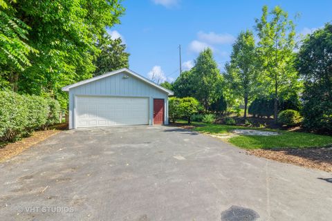 Tiny photo for 915 E Chicago Avenue, Naperville, IL 60540 (MLS # 12380368)