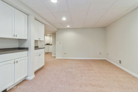 Tiny photo for 915 E Chicago Avenue, Naperville, IL 60540 (MLS # 12380368)