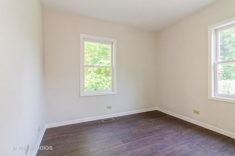 Tiny photo for 915 E Chicago Avenue, Naperville, IL 60540 (MLS # 12380368)
