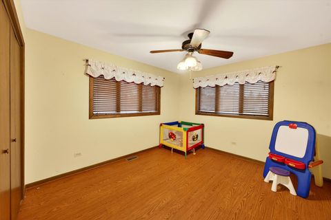 Tiny photo for 938 Duvall Drive, Woodstock, IL 60098 (MLS # 12578322)