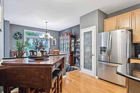 Tiny photo for 147 Fulbright Lane, Schaumburg, IL 60194 (MLS # 12456027)