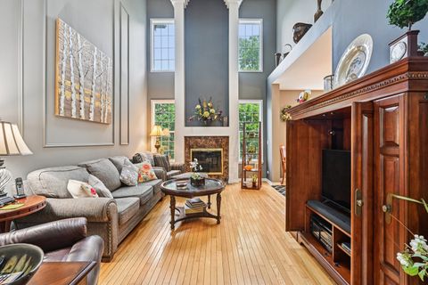 Tiny photo for 147 Fulbright Lane, Schaumburg, IL 60194 (MLS # 12456027)