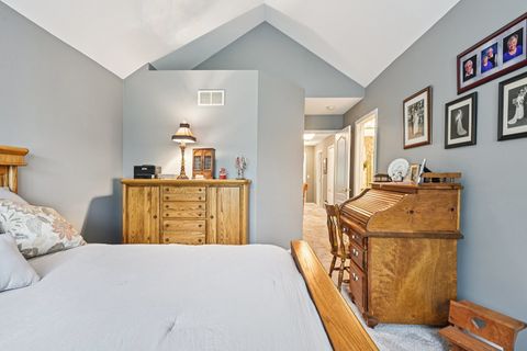 Tiny photo for 147 Fulbright Lane, Schaumburg, IL 60194 (MLS # 12456027)