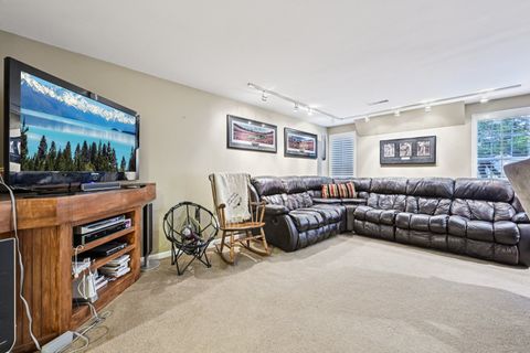 Tiny photo for 147 Fulbright Lane, Schaumburg, IL 60194 (MLS # 12456027)