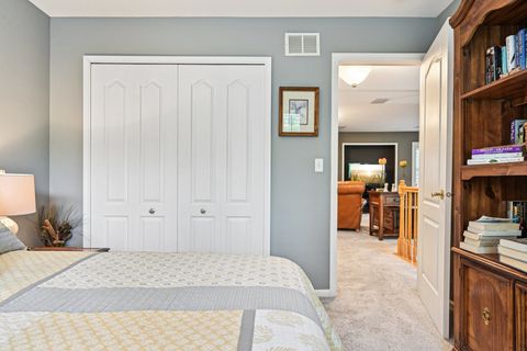 Tiny photo for 147 Fulbright Lane, Schaumburg, IL 60194 (MLS # 12456027)