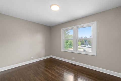 Tiny photo for 1180 Cobble Hill Court, Hoffman Estates, IL 60169 (MLS # 12496490)