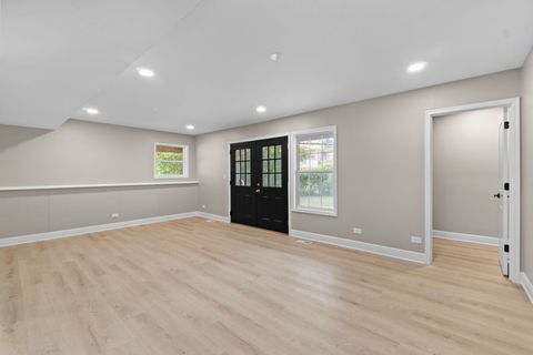 Tiny photo for 1180 Cobble Hill Court, Hoffman Estates, IL 60169 (MLS # 12496490)