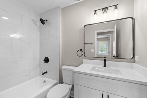 Tiny photo for 1180 Cobble Hill Court, Hoffman Estates, IL 60169 (MLS # 12496490)