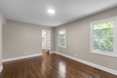 Tiny photo for 1180 Cobble Hill Court, Hoffman Estates, IL 60169 (MLS # 12496490)