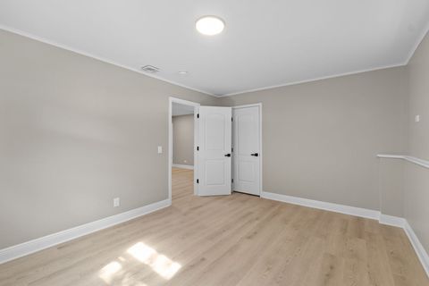 Tiny photo for 1180 Cobble Hill Court, Hoffman Estates, IL 60169 (MLS # 12496490)