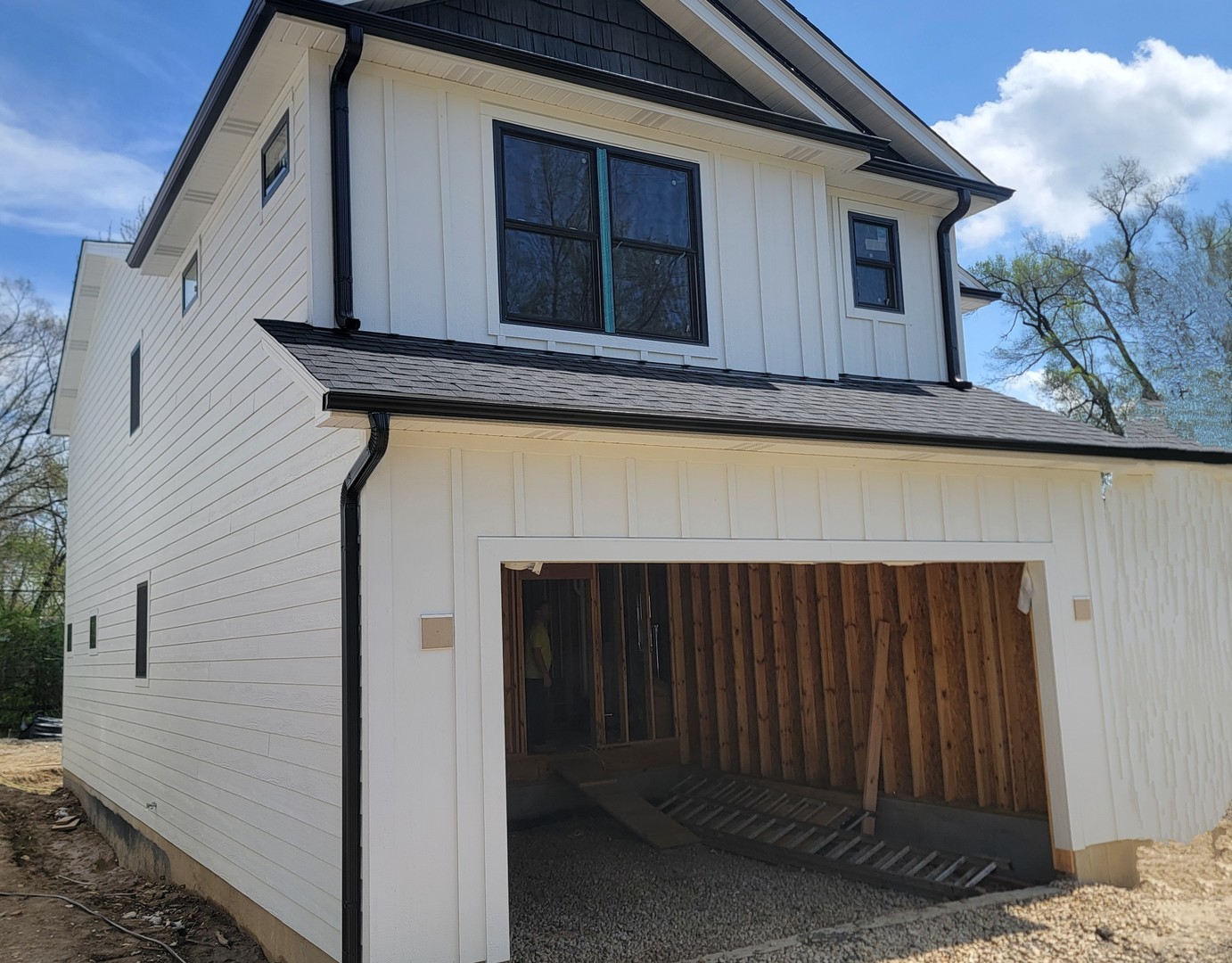 23515 N Overhill Drive