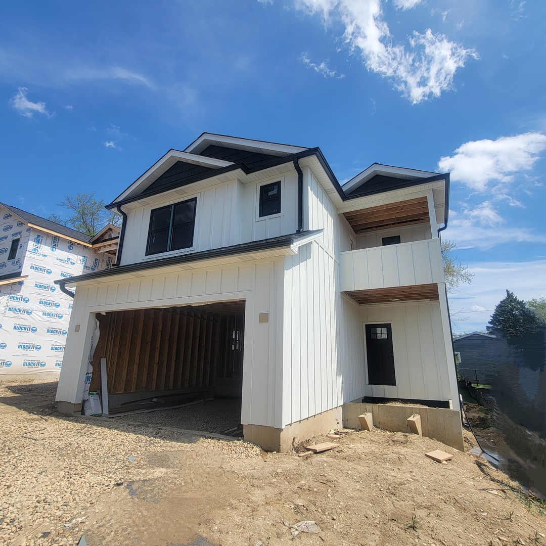 23515 N Overhill Drive