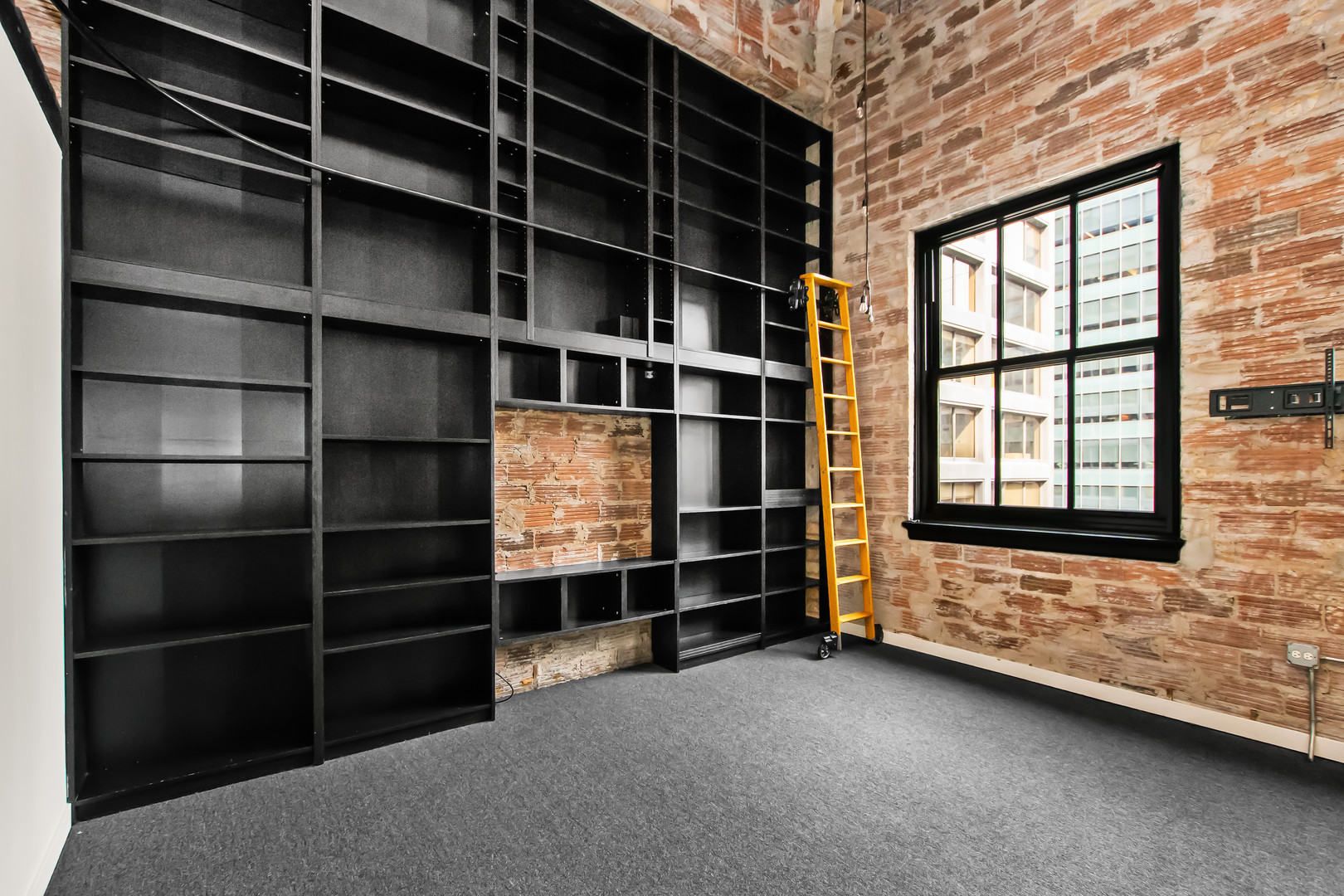 20 N STATE Street 1014