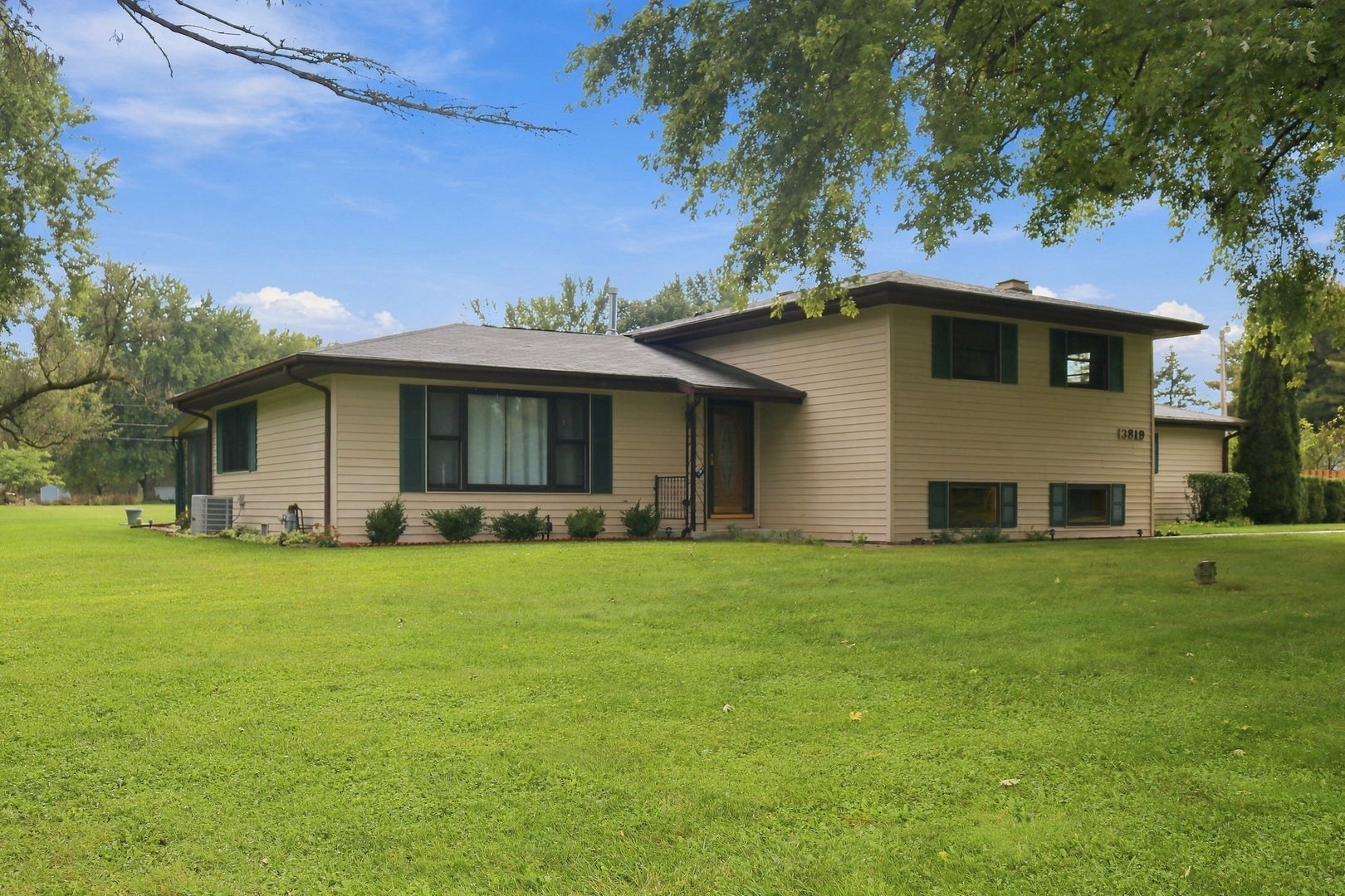 3819 W Mill Road