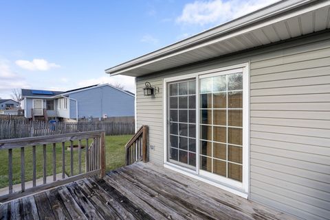 Tiny photo for 3305 Covington Drive, Davenport, IA 52806 (MLS # 12578635)