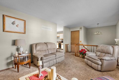 Tiny photo for 3305 Covington Drive, Davenport, IA 52806 (MLS # 12578635)