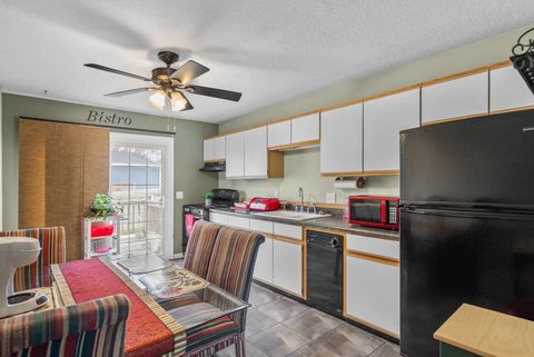 Tiny photo for 3305 Covington Drive, Davenport, IA 52806 (MLS # 12578635)