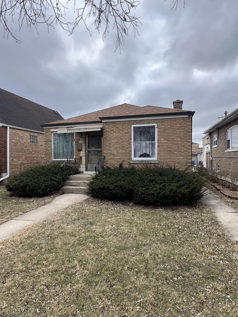 3136 N Oak Park Avenue