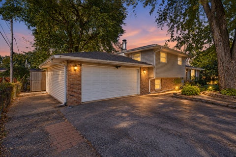 Photo of 420 E Blair Street, West Chicago, IL 60185 (MLS # 12791905)