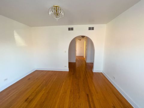 Tiny photo for 115 E 60th Street #2, Chicago, IL 60637 (MLS # 12462655)