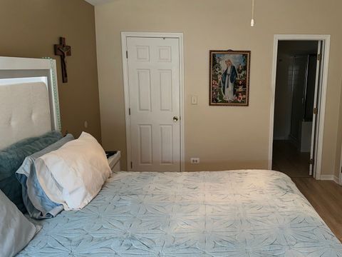 Tiny photo for 393 BENTLEY Place, Buffalo Grove, IL 60089 (MLS # 12492985)