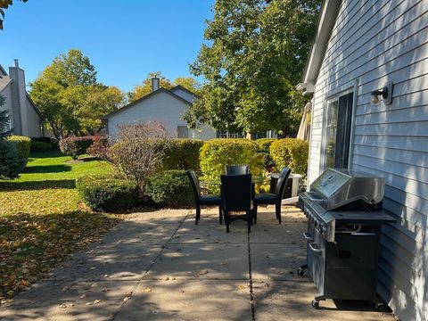 Tiny photo for 393 BENTLEY Place, Buffalo Grove, IL 60089 (MLS # 12492985)