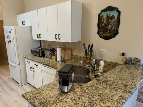 Tiny photo for 393 BENTLEY Place, Buffalo Grove, IL 60089 (MLS # 12492985)