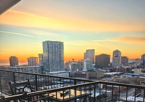 Tiny photo for 1530 S State Street #17R, Chicago, IL 60605 (MLS # 12487034)