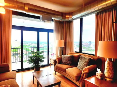 Tiny photo for 1530 S State Street #17R, Chicago, IL 60605 (MLS # 12487034)