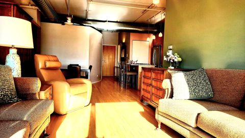 Tiny photo for 1530 S State Street #17R, Chicago, IL 60605 (MLS # 12487034)