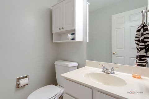 Tiny photo for 22 Ashford Court, Lincolnshire, IL 60069 (MLS # 12551041)