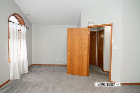 Tiny photo for 6430 PINE CONE Drive #4, Tinley Park, IL 60477 (MLS # 12550109)