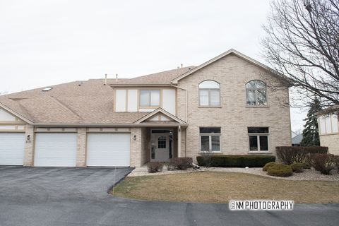 Photo of 6430 PINE CONE Drive #4, Tinley Park, IL 60477 (MLS # 12550109)