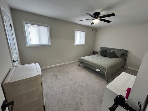 Tiny photo for 430 Oak Street, Des Plaines, IL 60016 (MLS # 12611277)