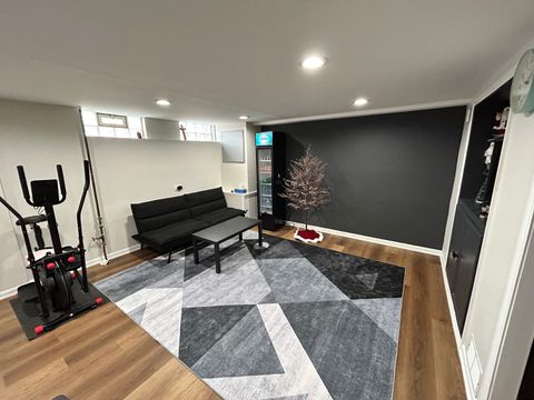 Tiny photo for 430 Oak Street, Des Plaines, IL 60016 (MLS # 12611277)