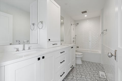 Tiny photo for Chicago, IL 60654 (MLS # 12740917)