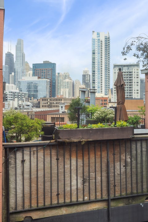 Tiny photo for Chicago, IL 60654 (MLS # 12740917)