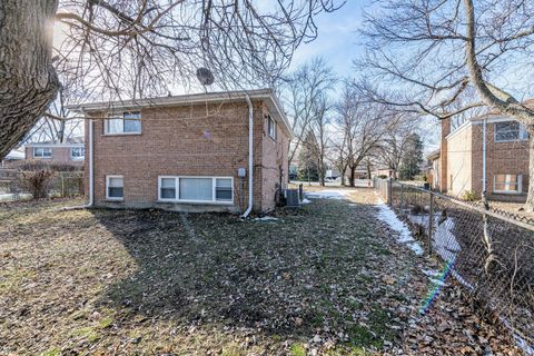 Tiny photo for 16039 Marion Drive, South Holland, IL 60473 (MLS # 12622023)